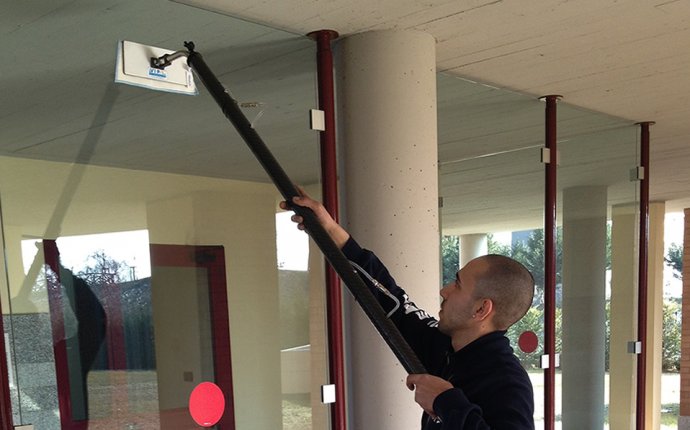 High Windows Cleaning Tools